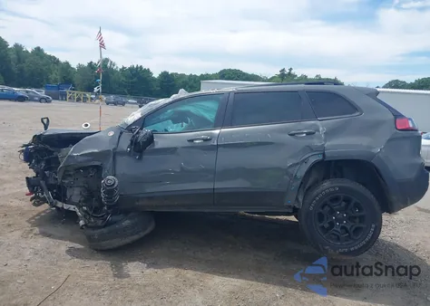 2022 Jeep Cherokee Trailhawk 4X4 из США, поврежденный, VIN 1C4PJMBX7ND532312